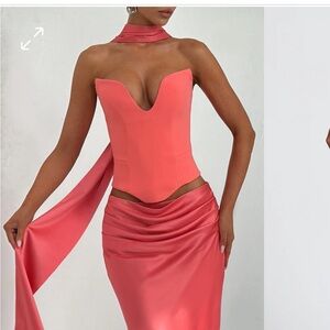 Elegant Coral Strapless Dress with Scarf